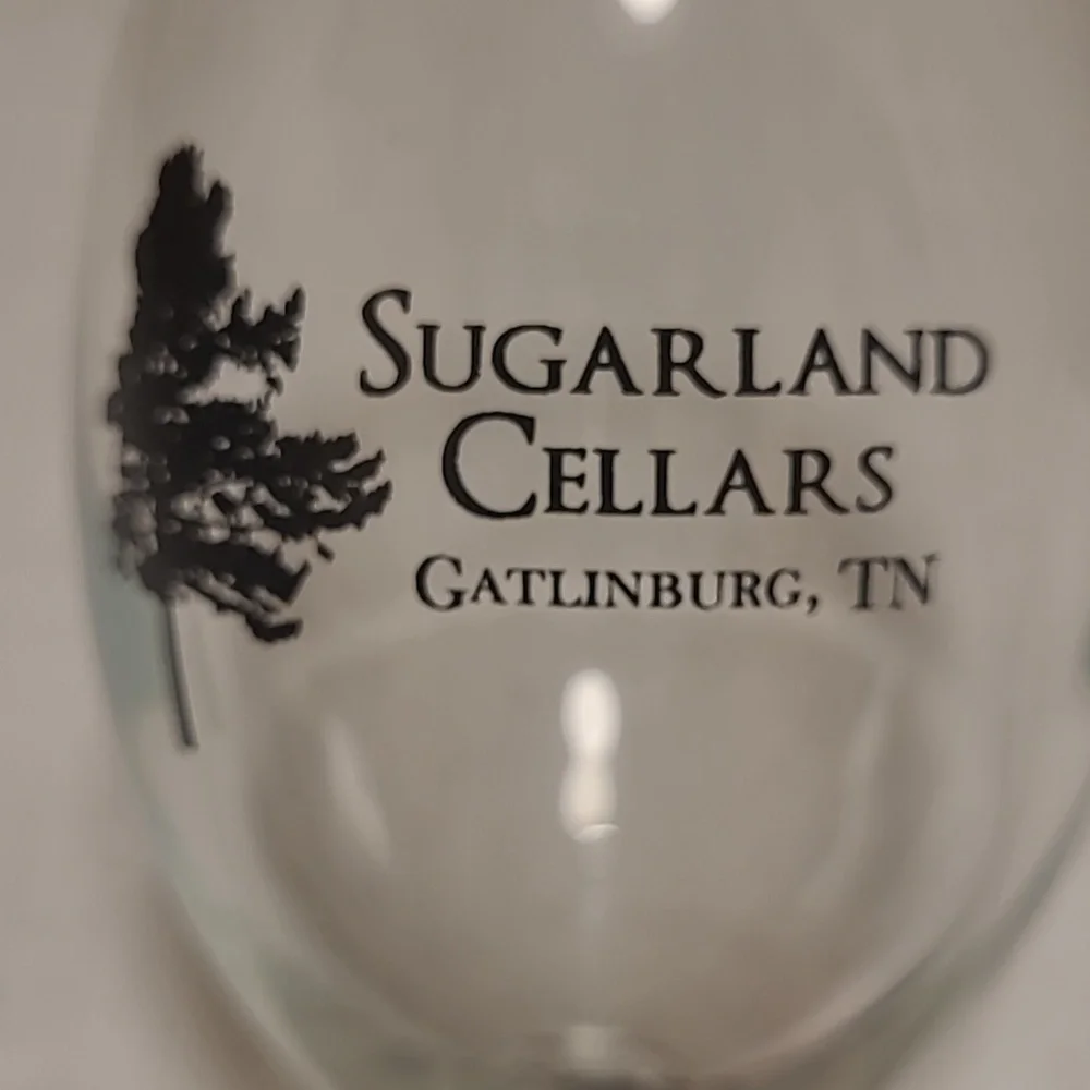 Pair of Sugarland Cellars Gatlinburg TN Wine Glasses
